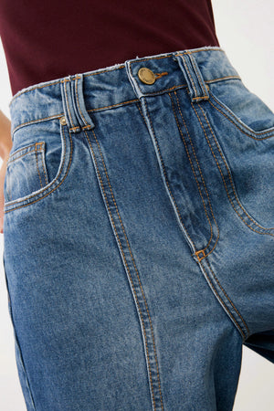 Thaciana jeans