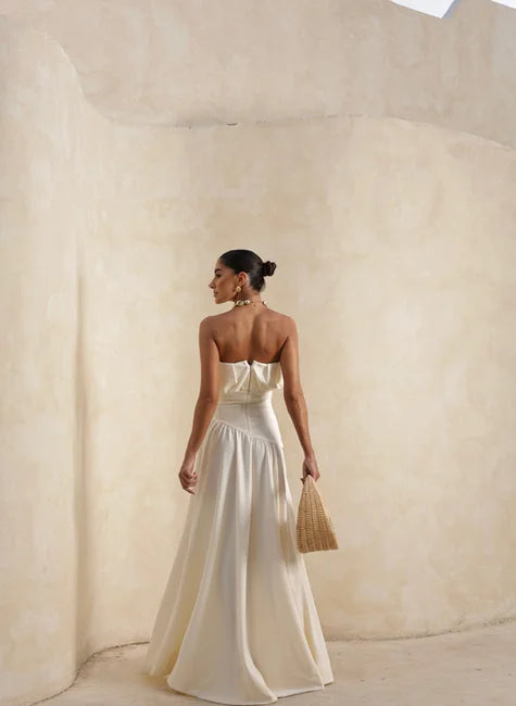 Vestido Midi Saia Assimétrica